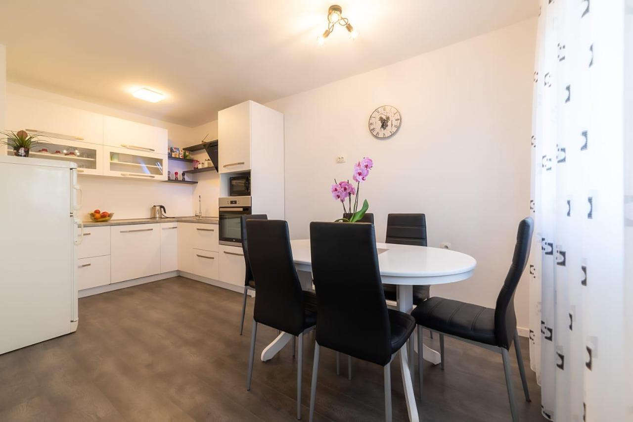 Apartman Melani Slunj Buitenkant foto