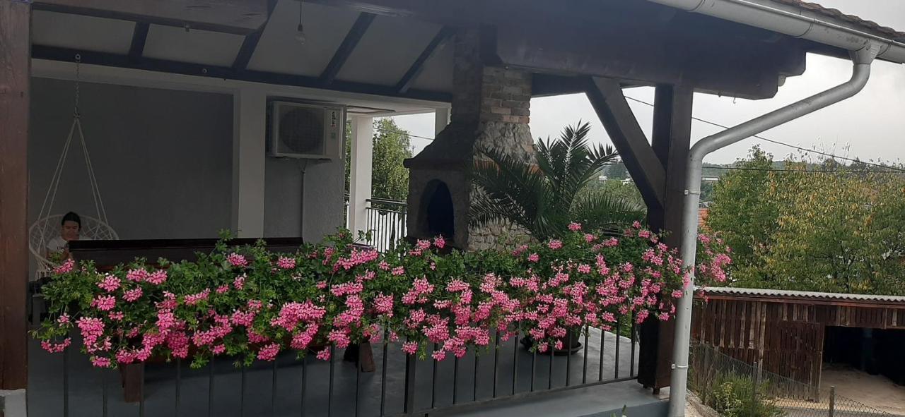 Apartman Melani Slunj Buitenkant foto